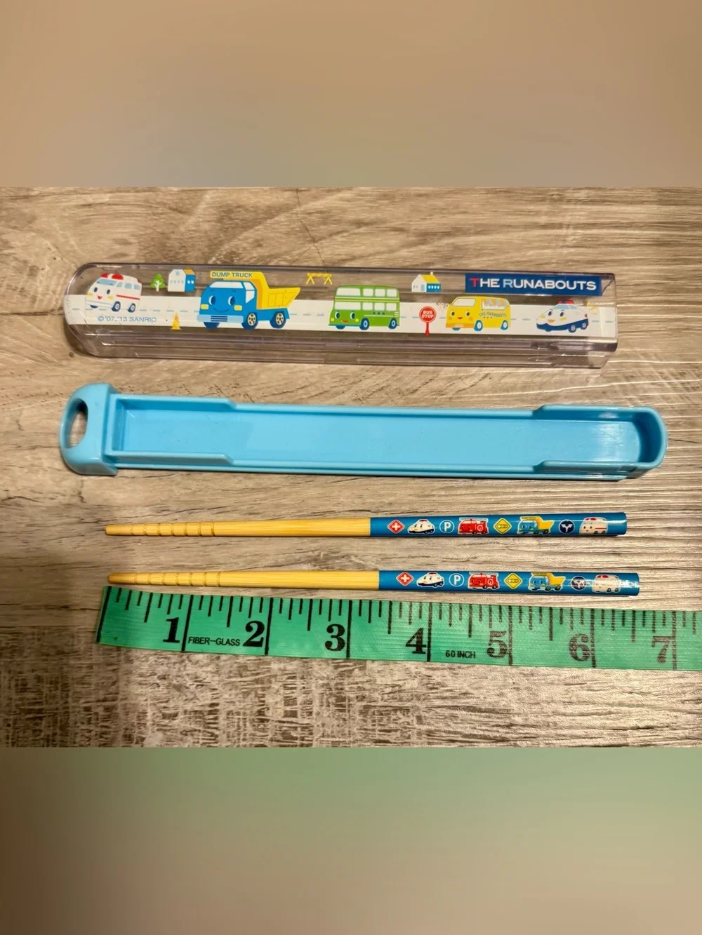 “The Runabouts” blue chopstick set. Includes children’s chopsticks and